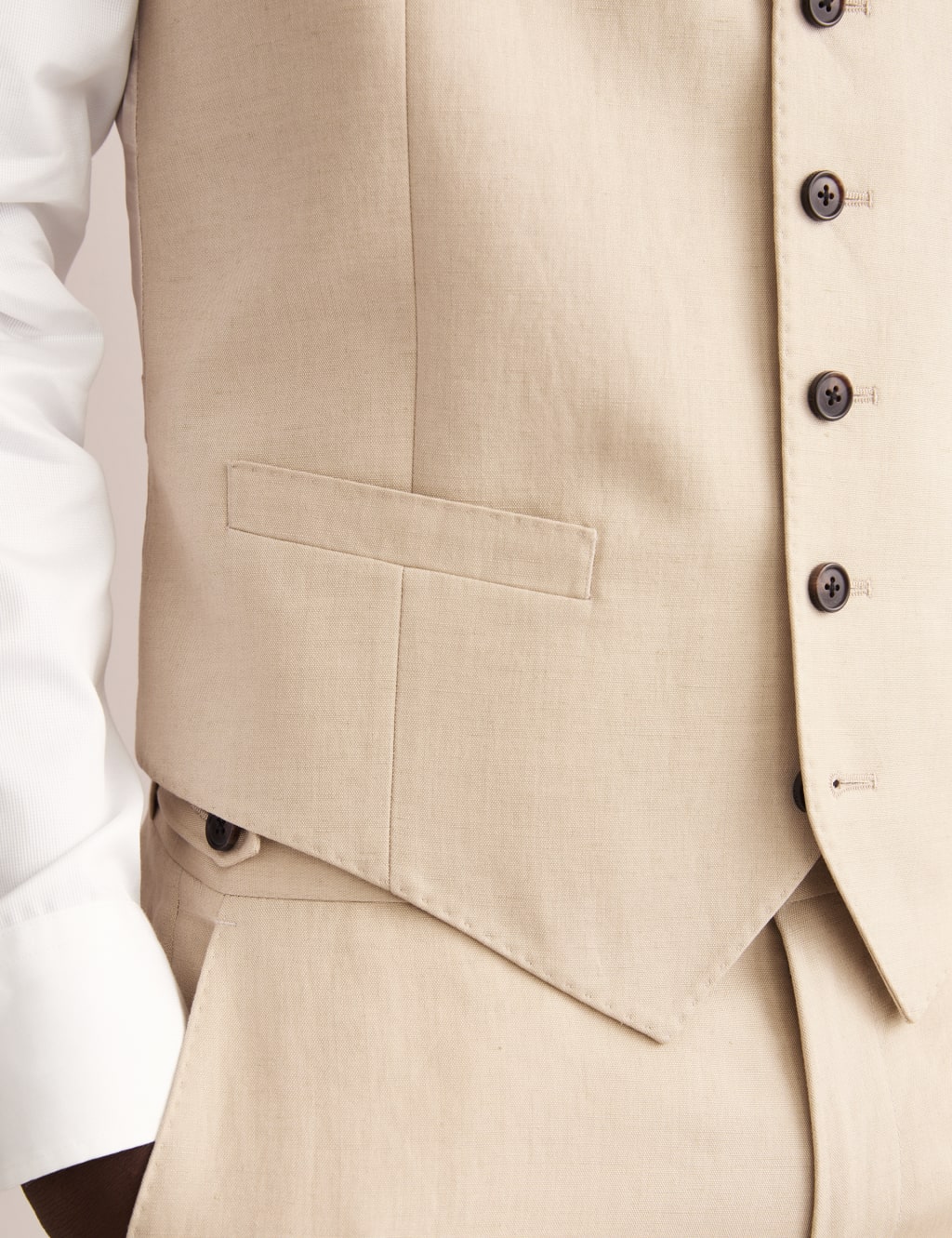 Tailored Fit Silk & Linen Blend Waistcoat 5 of 7