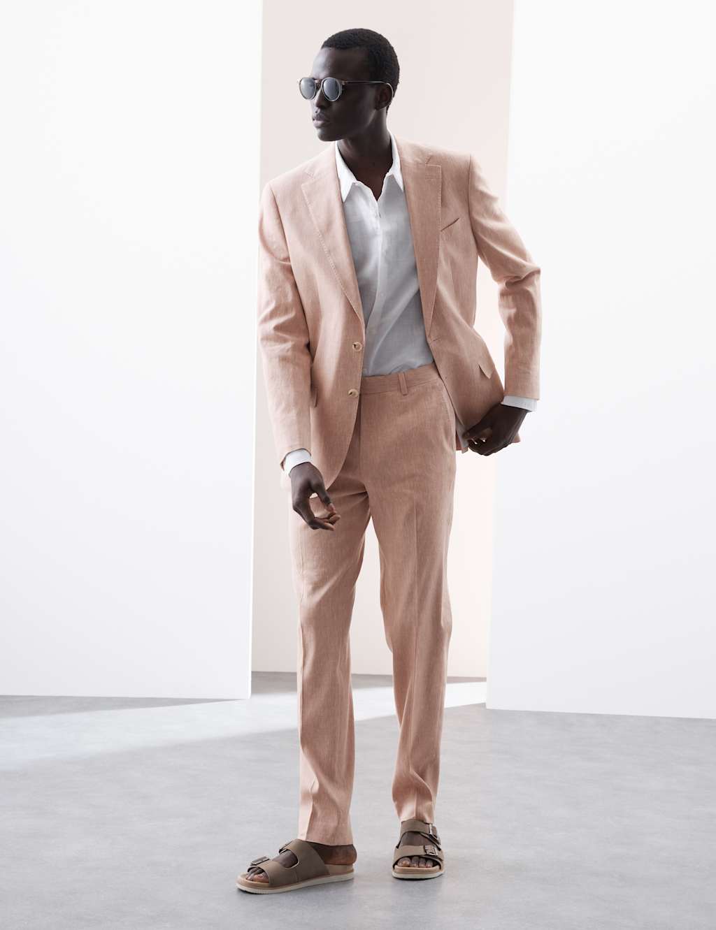 Tailored Fit Italian Performance Linen Blend Suit Trousers 5 of 7