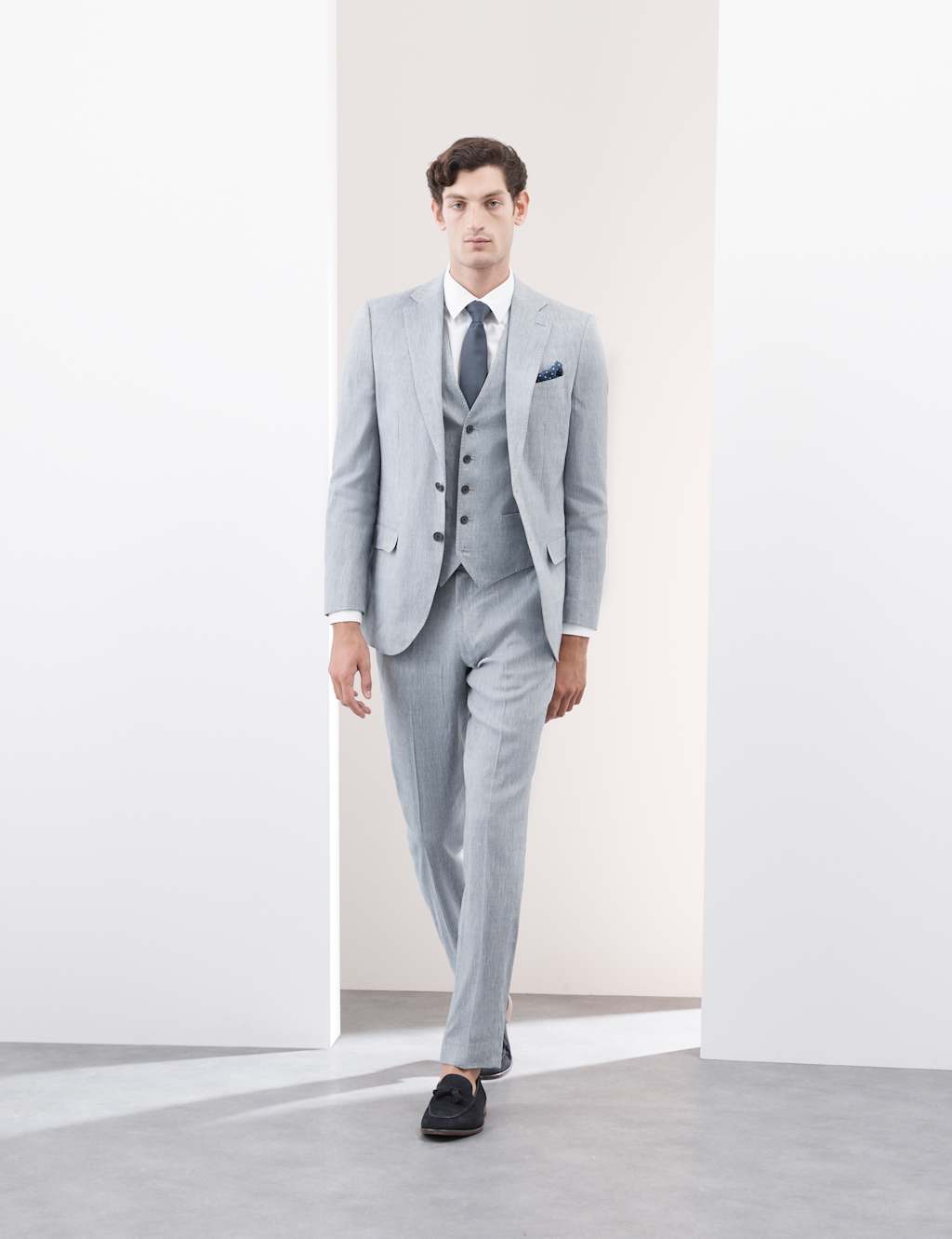 Tailored Fit Italian Performance Linen Blend Suit Trousers 7 of 7
