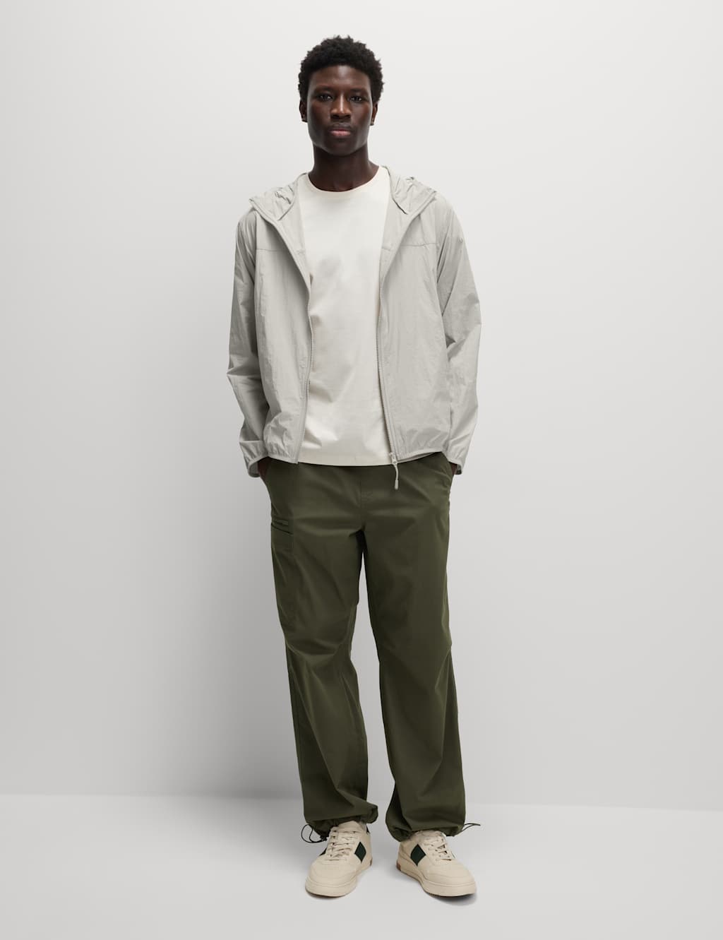Lightweight Packable Windbreaker Jacket with Stormwear™ 4 of 8