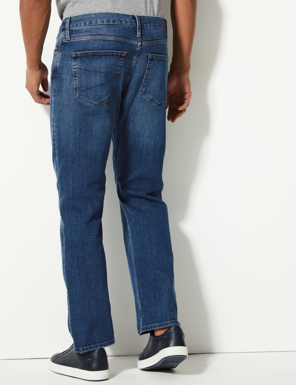 Straight Fit Stretch Jeans 4 of 6