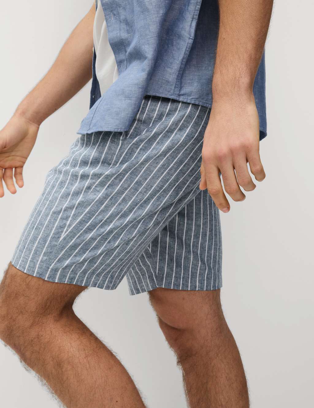 Cotton Linen Blend Elasticated Waist Shorts 5 of 6