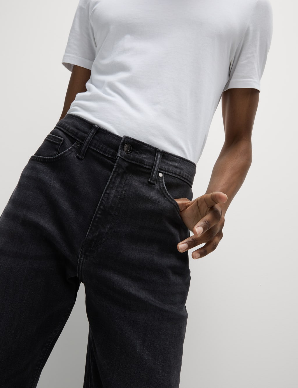 Loose Fit Stretch Jeans 3 of 5