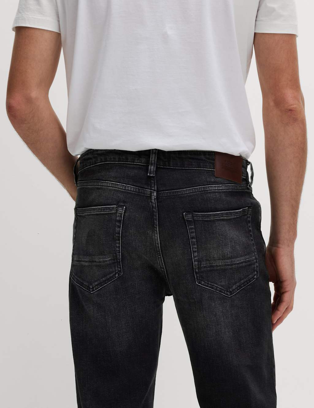 Tapered Fit Vintage Crosshatch Jeans 5 of 6