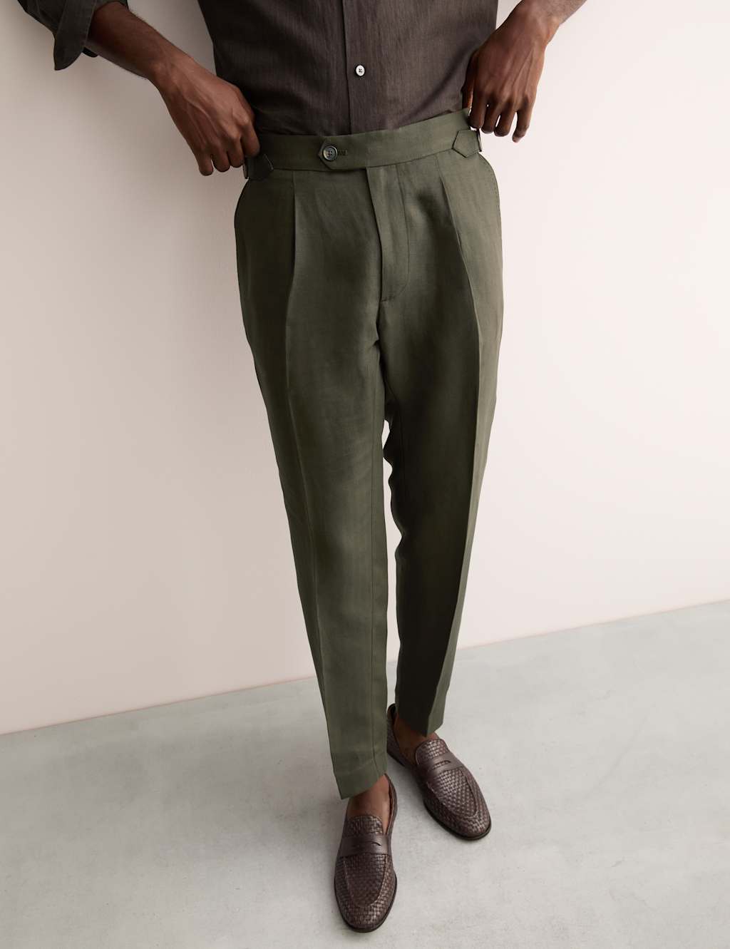 Tapered Fit Linen Blend Trousers 3 of 8