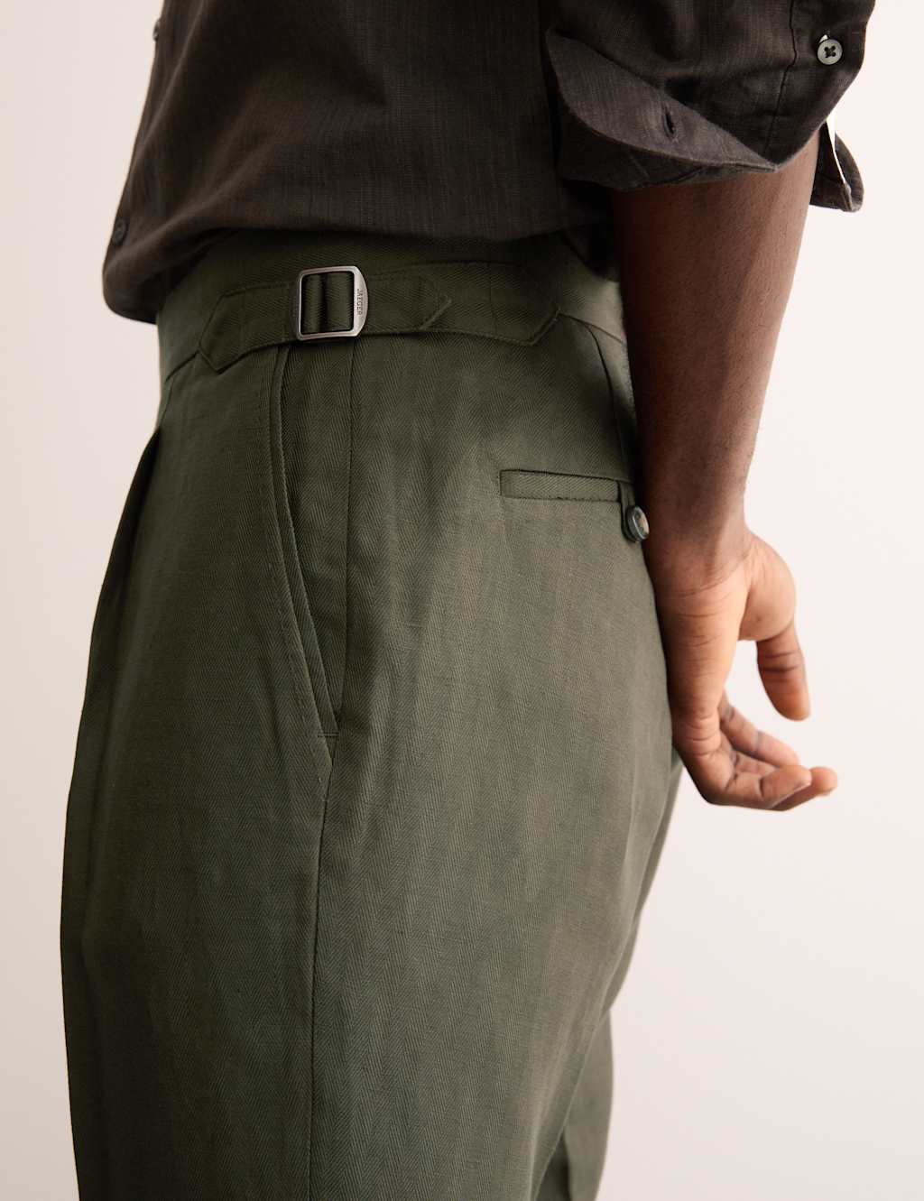 Tapered Fit Linen Blend Trousers 4 of 8
