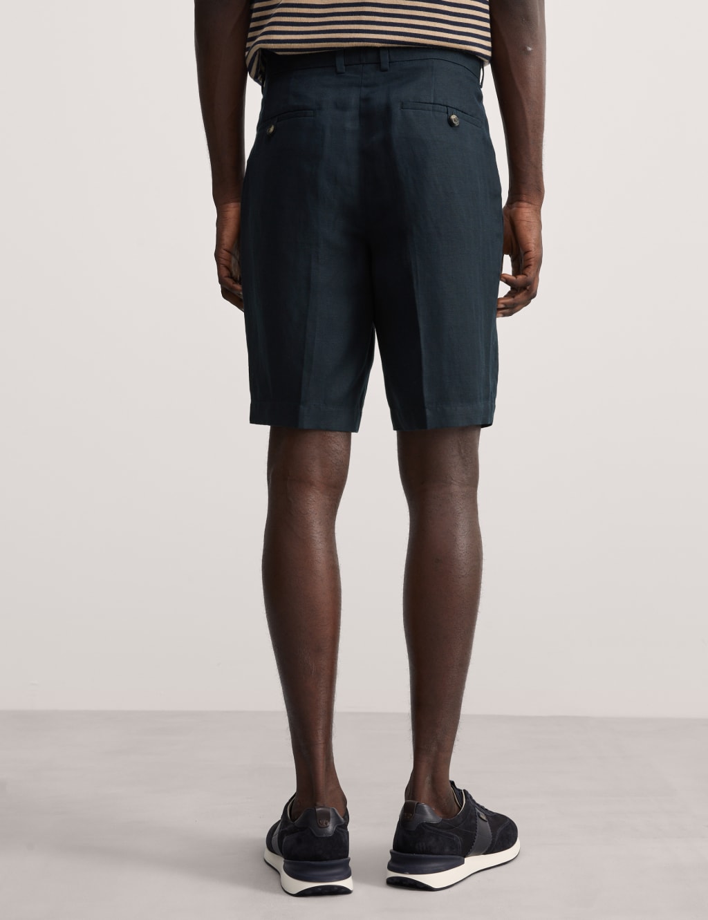 Linen Blend Single Pleat Shorts JAEGER M S
