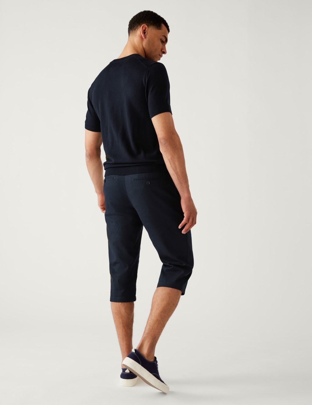 Linen Blend 3/4 Leg Shorts 5 of 5