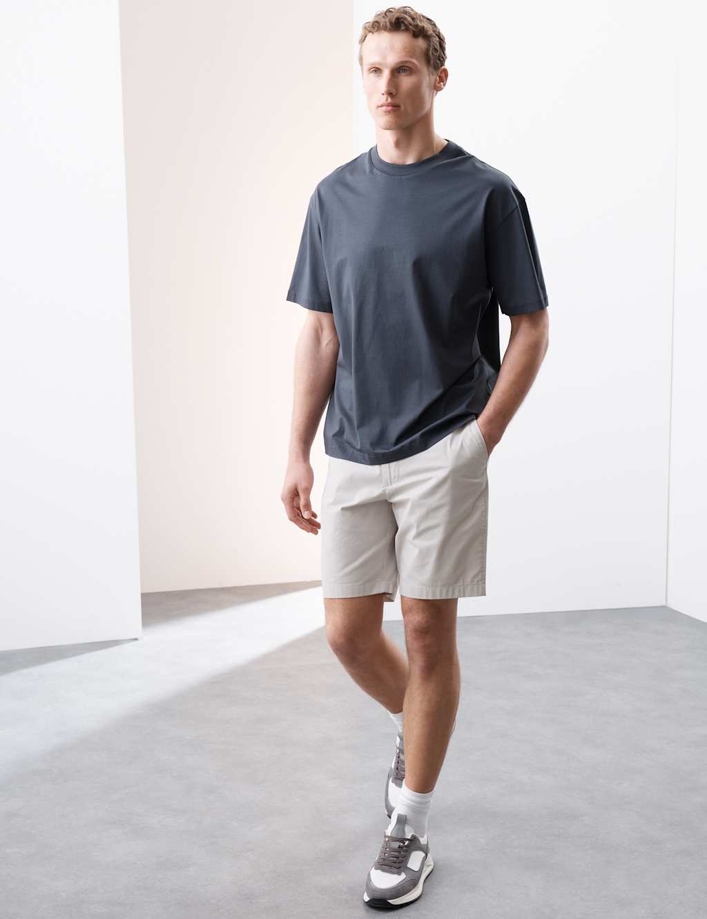 Regular Fit Super Lightweight Chino Shorts 3 of 5