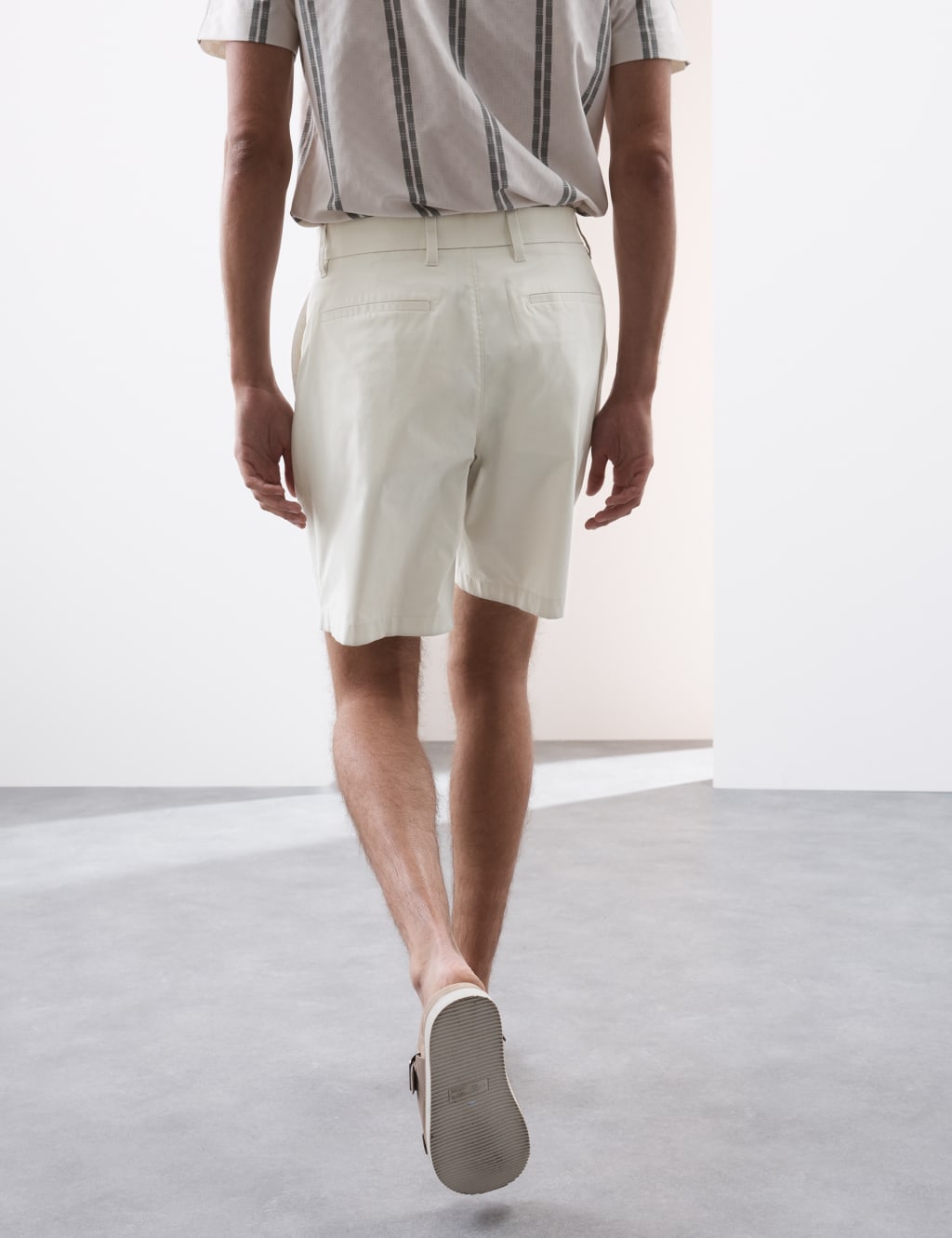 Regular Fit Super Lightweight Chino Shorts 6 of 6