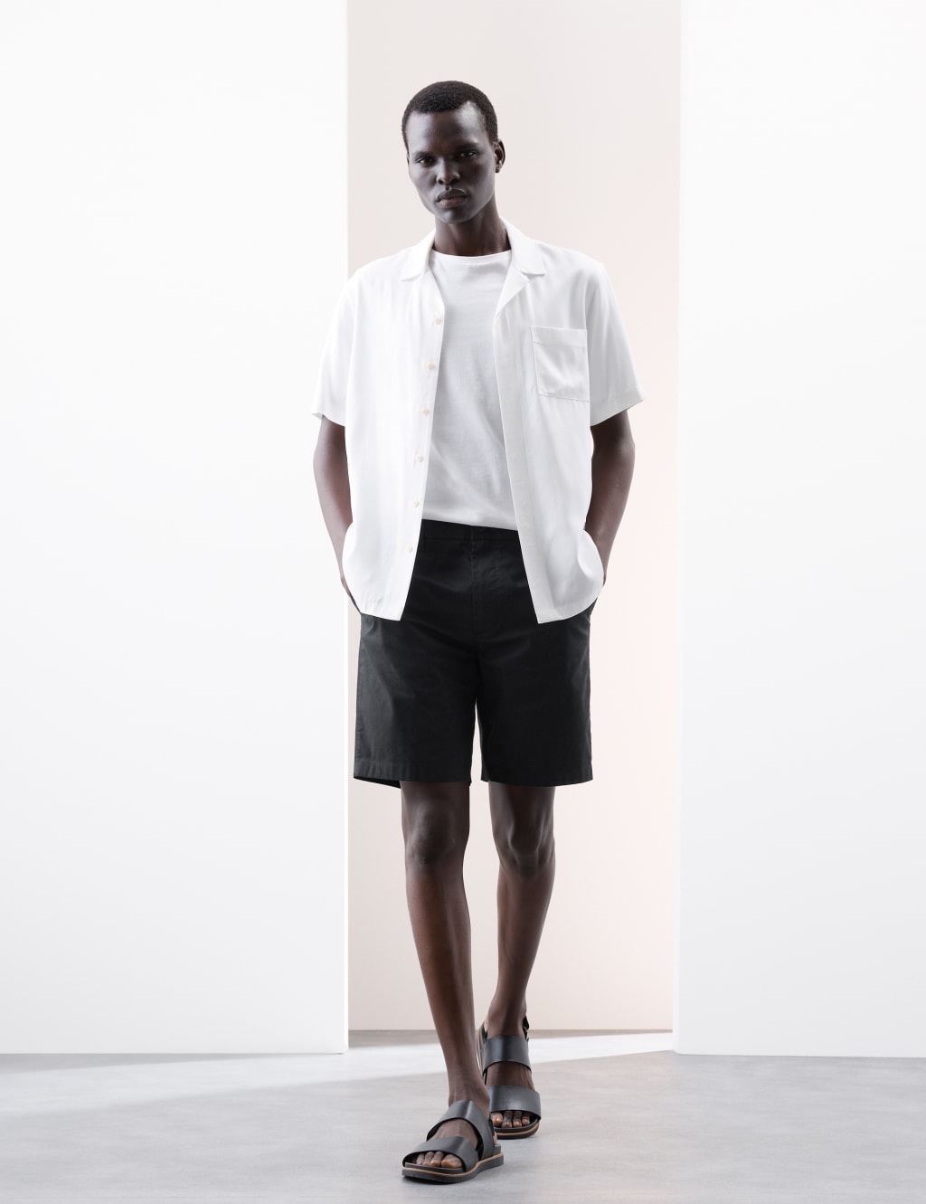Regular Fit Super Lightweight Chino Shorts 3 of 6