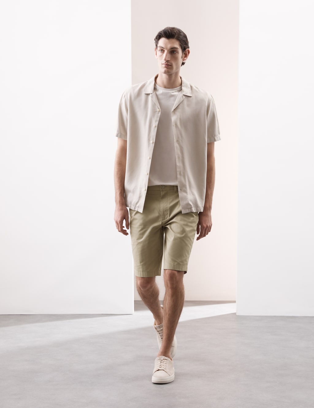 Slim Fit Super Lightweight Chino Shorts 6 of 7