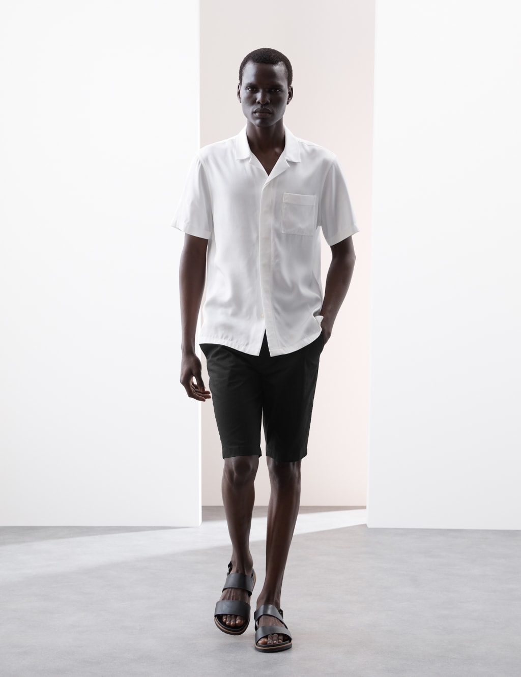 Slim Fit Super Lightweight Chino Shorts 5 of 6