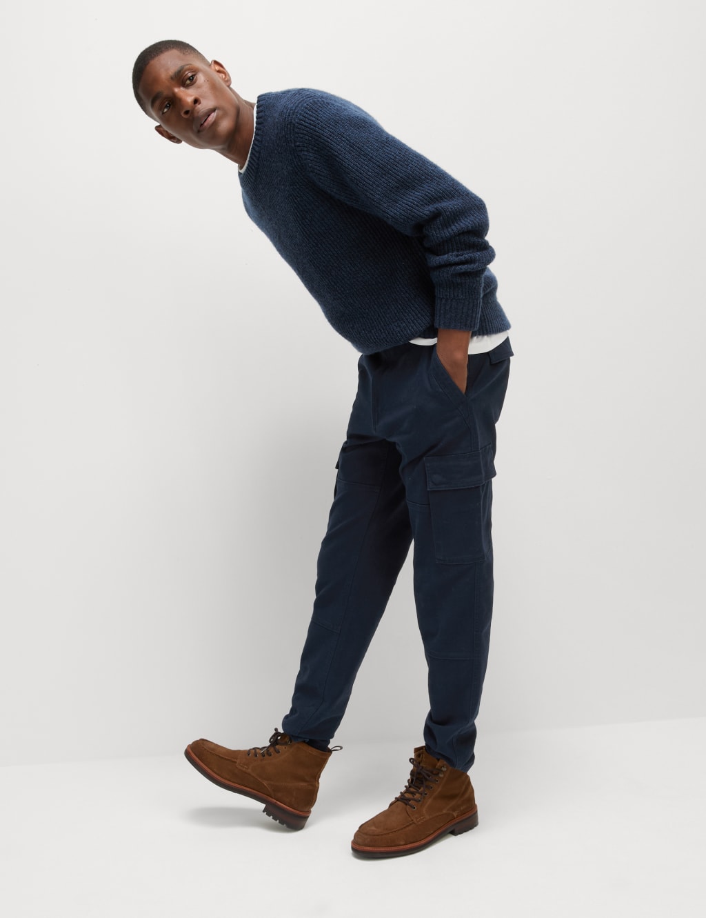 Tapered Fit Stretch Cargo Trousers 3 of 7