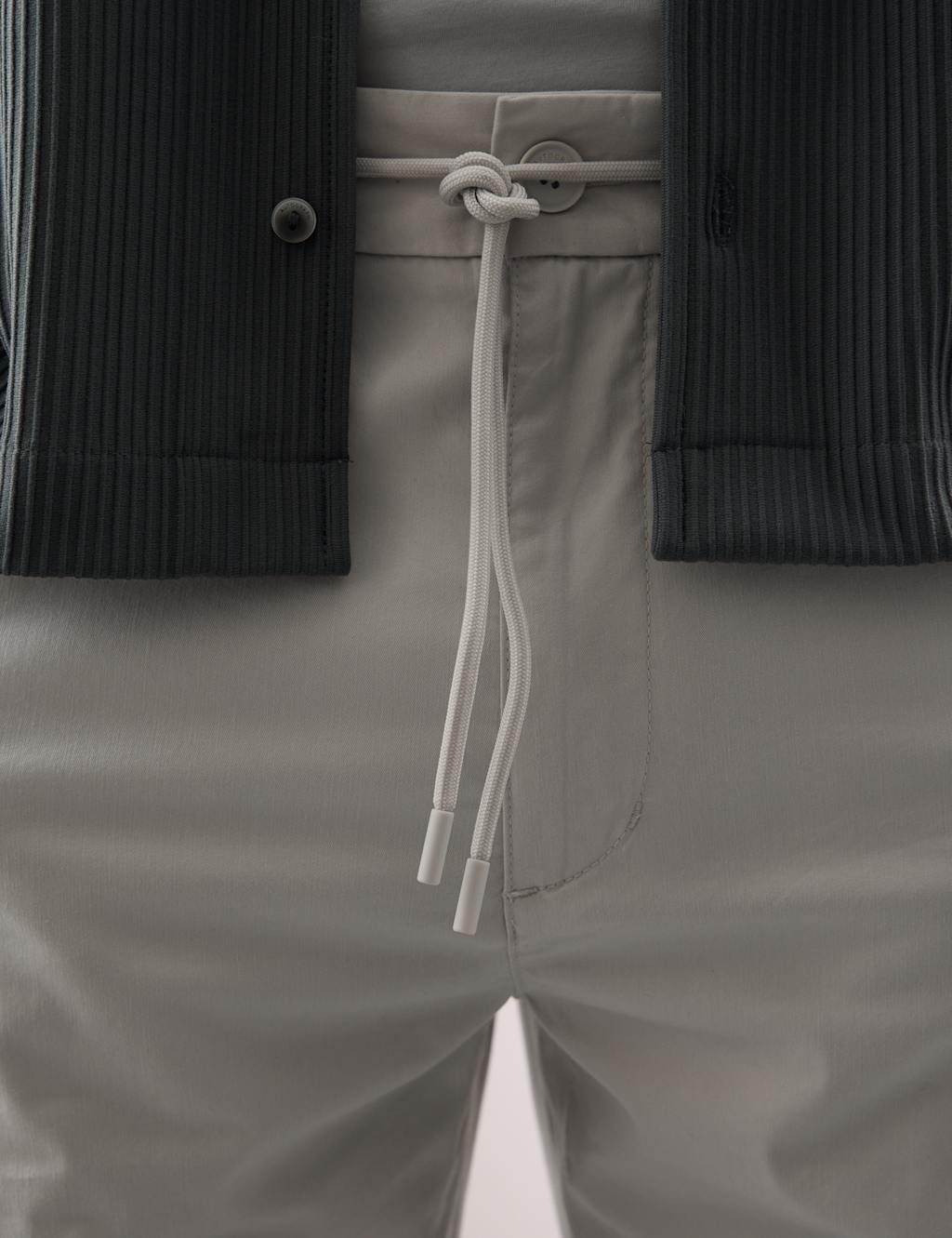 Super Lightweight Tapered Fit Elasticated Waist Trousers 3 of 7