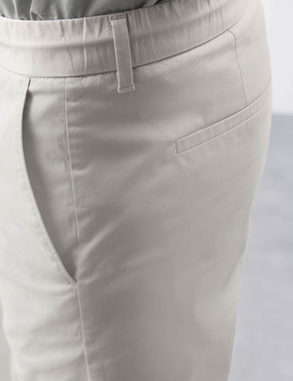 Super Lightweight Tapered Fit Elasticated Waist Trousers 5 of 7