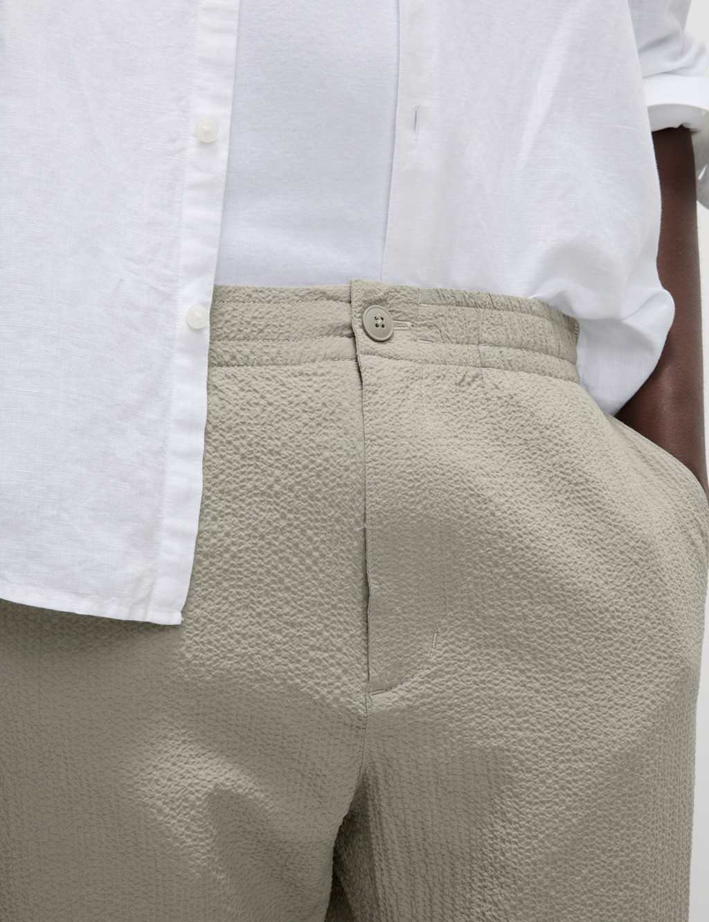 Tapered Fit Lightweight Seersucker Elasticated Waist Trousers 3 of 6