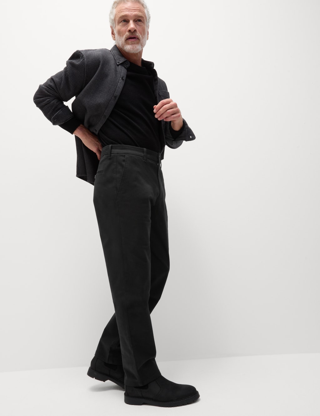 Regular Fit Stretch Chinos 4 of 5
