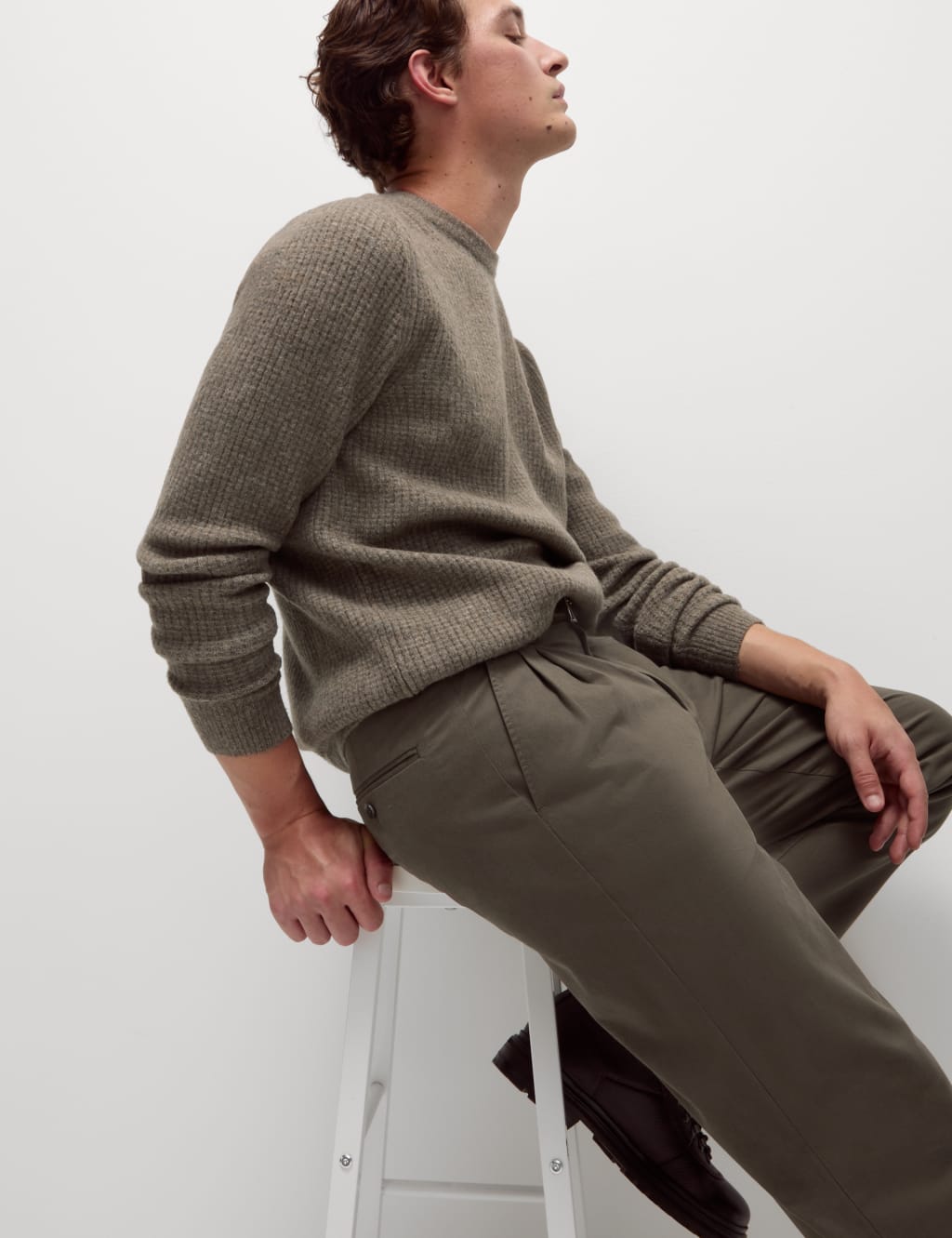 Tapered Fit Twin Pleat Stretch Chinos 7 of 7