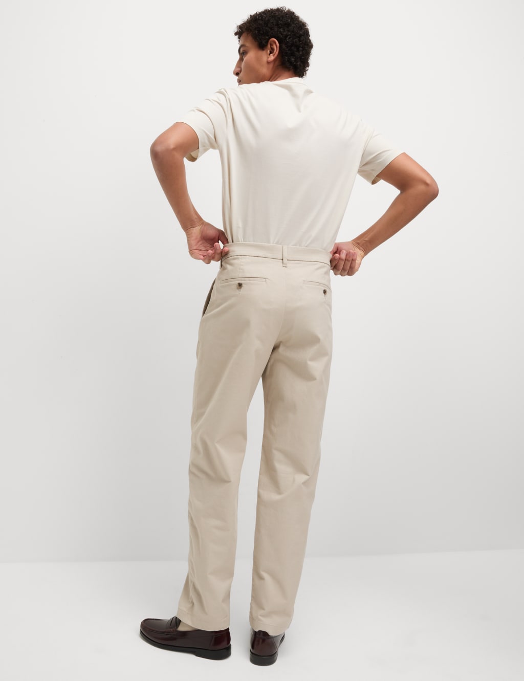 Tapered Fit Twin Pleat Stretch Chinos 5 of 6