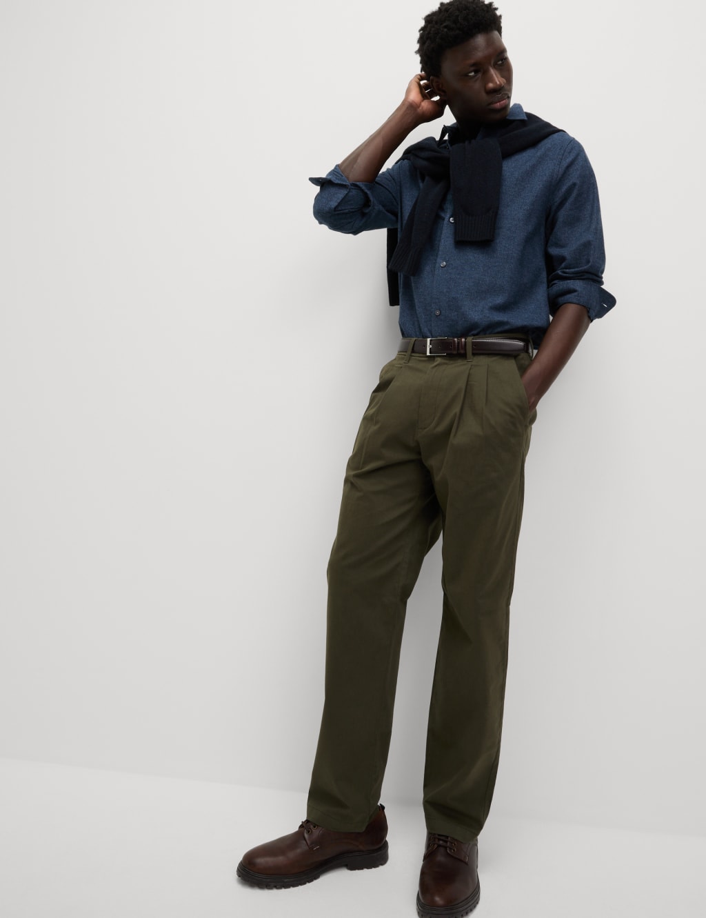 Tapered Fit Twin Pleat Stretch Chinos 5 of 7