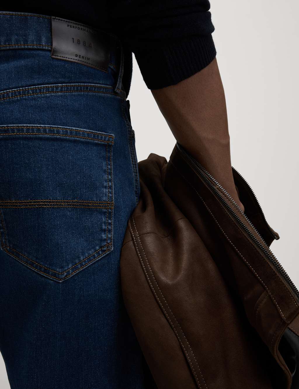 Straight Fit Jeans with Stormwear™ 5 of 7