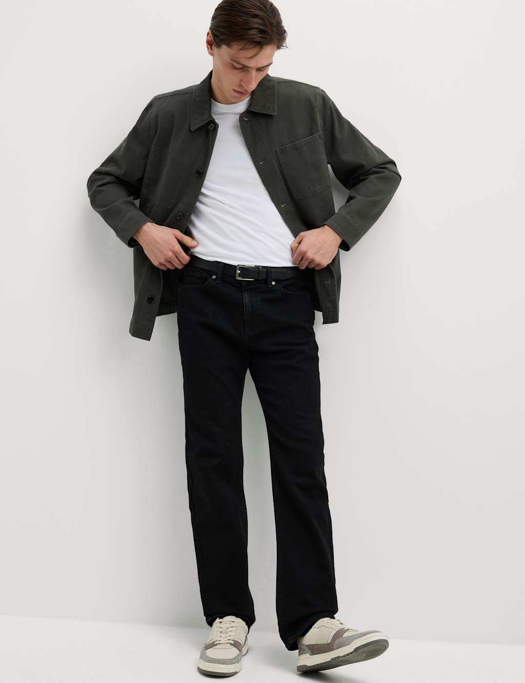 Straight Fit Jeans with Stormwear™ 5 of 7