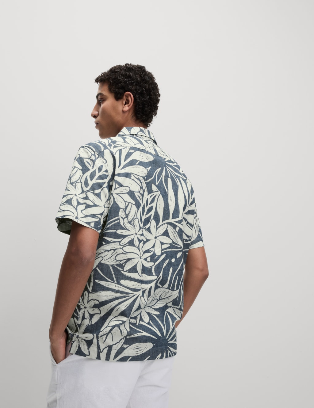 Pure Cotton Hawaiian Shirt 4 of 5