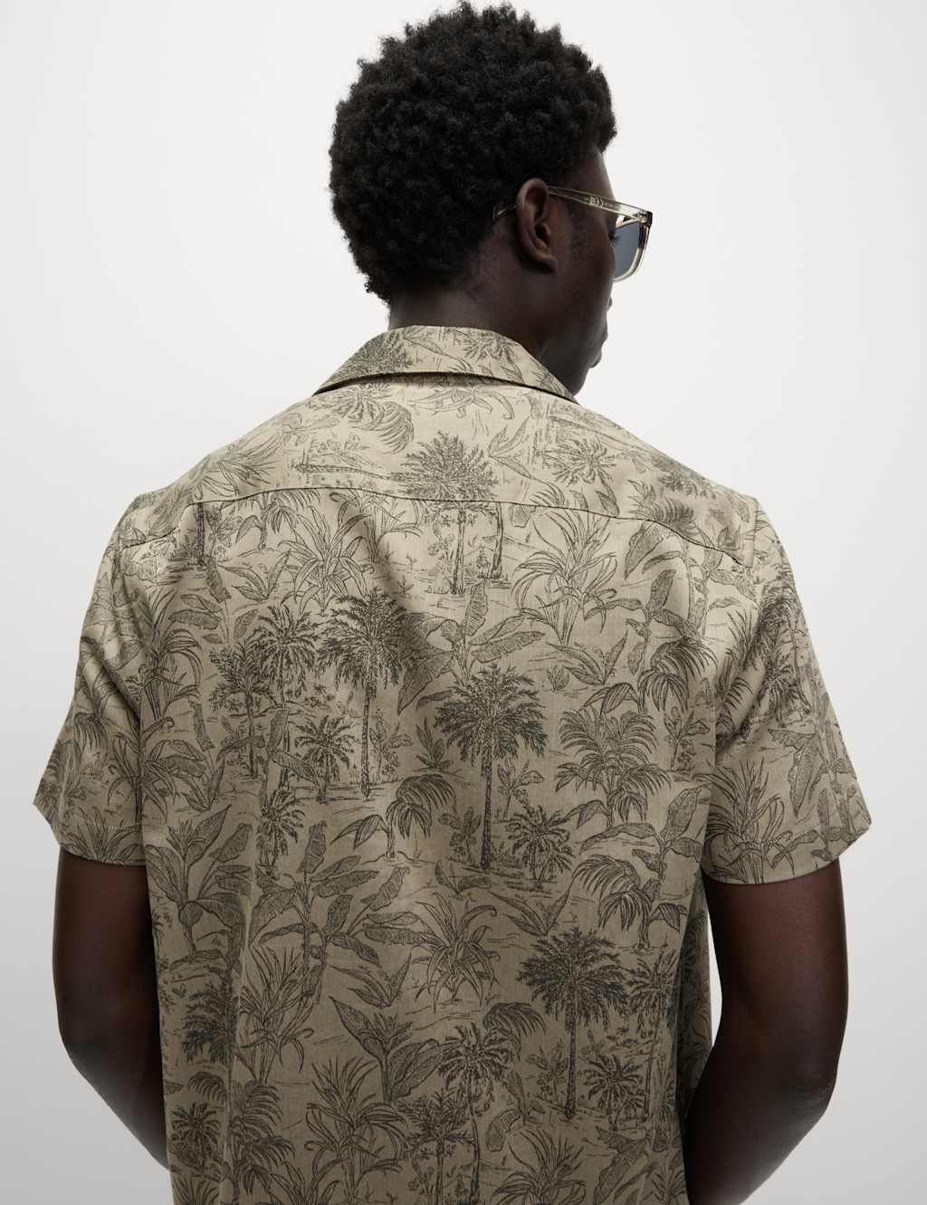 Pure Cotton Hawaiian Shirt 6 of 7