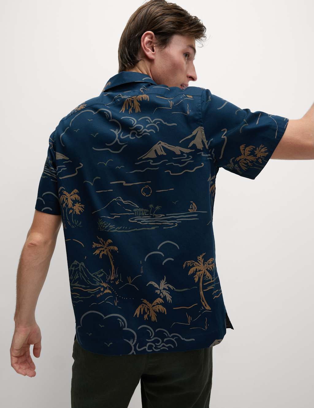 Easy Iron Pure Cotton Hawaiian Shirt 4 of 5