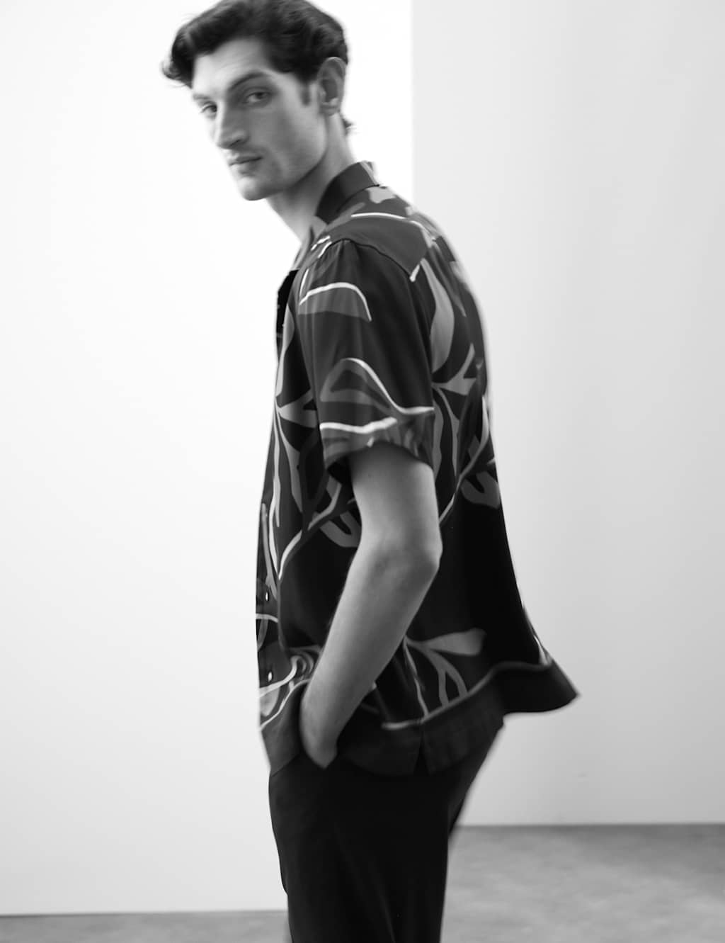 Regular Fit Floral Shirt 4 of 6