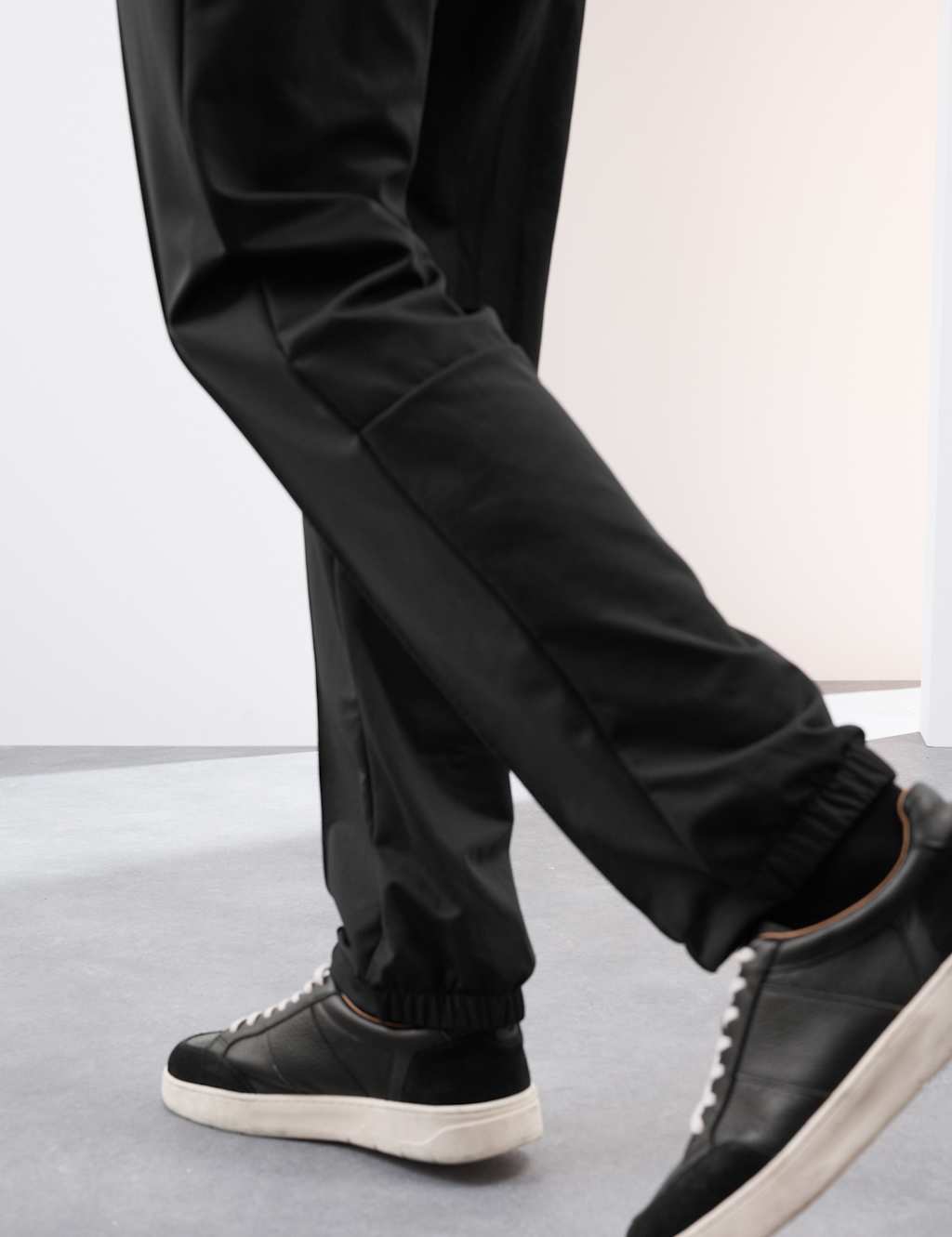 Elasticated Waist Performance Joggers 5 of 7