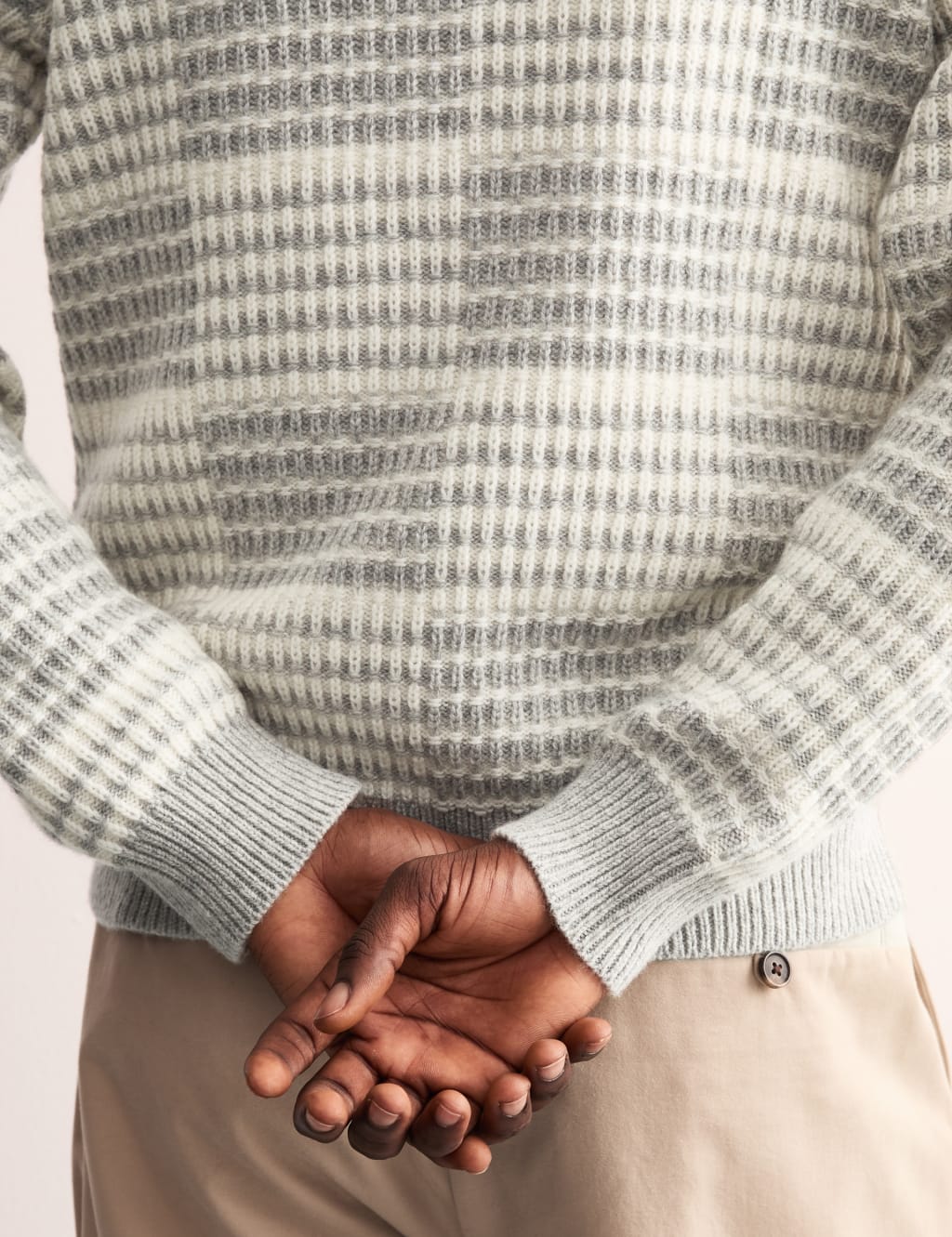 Merino Wool Rich Crew Neck Jumper with Cashmere 6 of 8