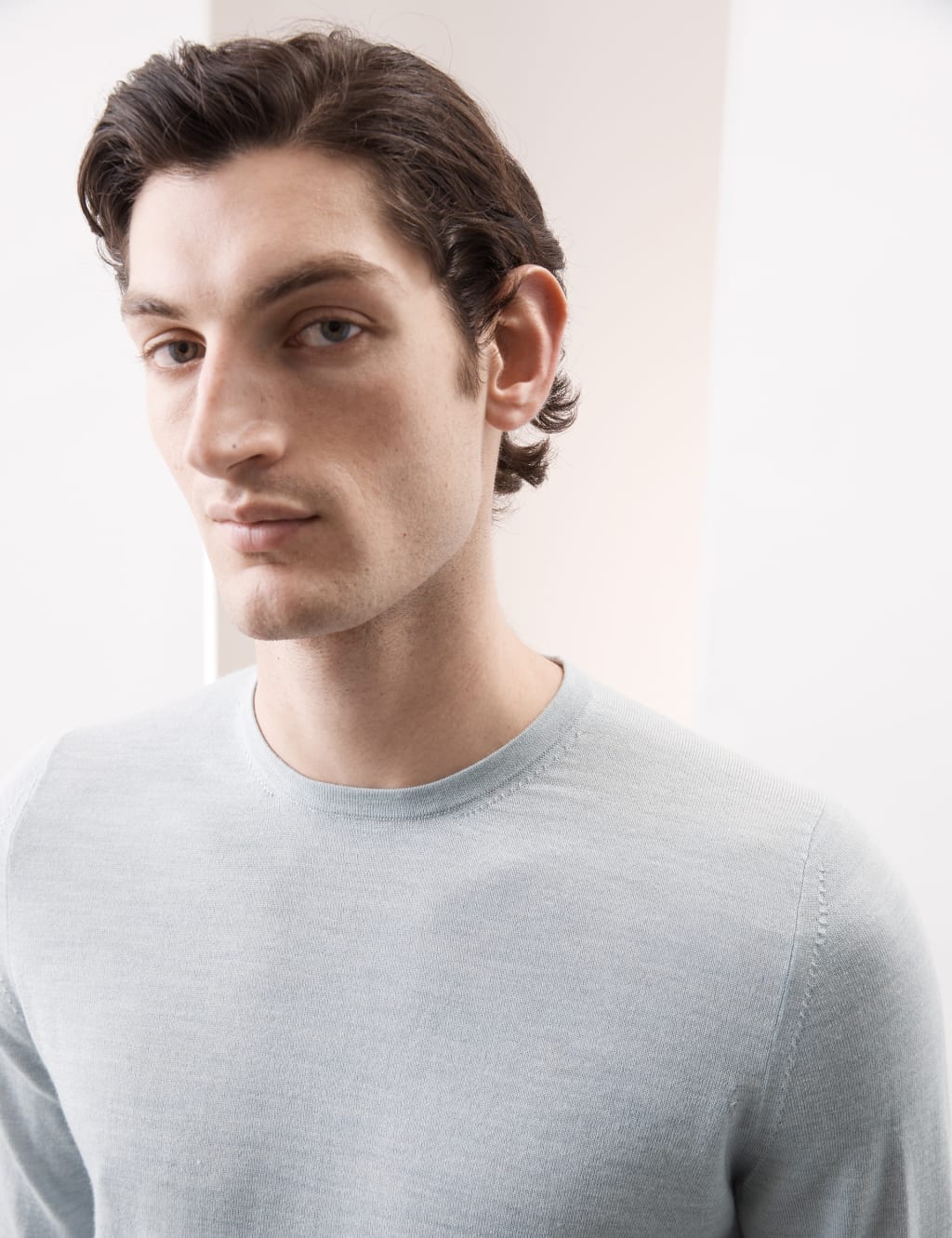 Pure Extra Fine Merino Wool Crew Neck Jumper 4 of 7