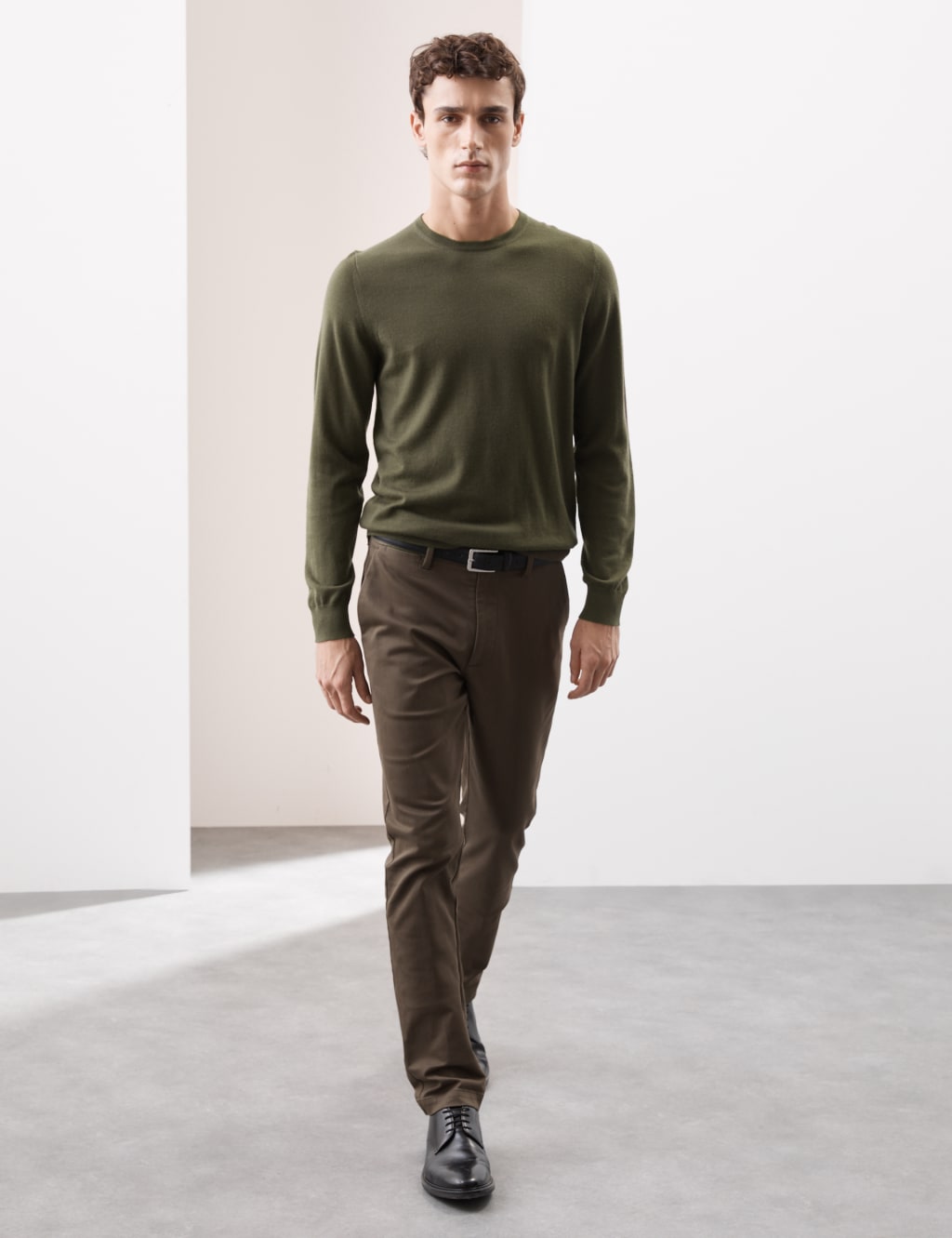 Pure Extra Fine Merino Wool Crew Neck Jumper 4 of 6