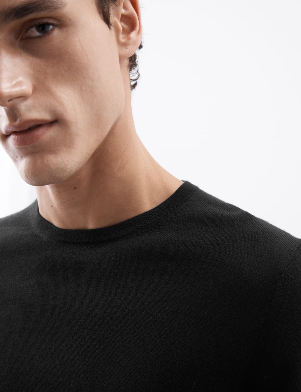 Pure Extra Fine Merino Wool Crew Neck Jumper 4 of 7