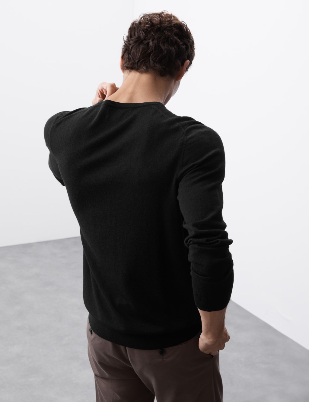 Pure Extra Fine Merino Wool Crew Neck Jumper 7 of 7