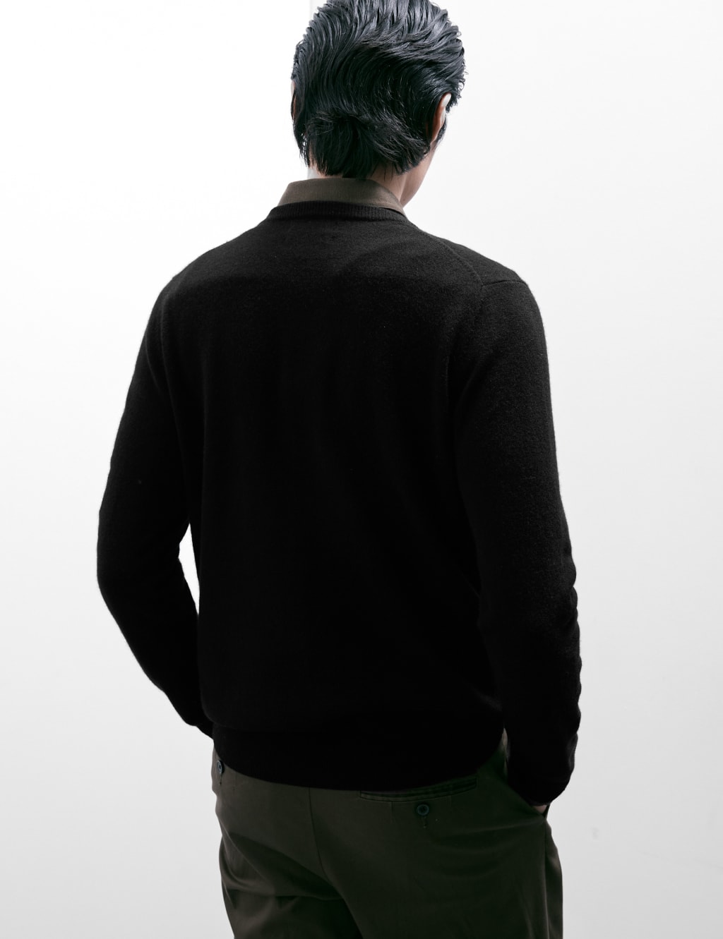 Pure Cashmere V-Neck Jumper 6 of 6