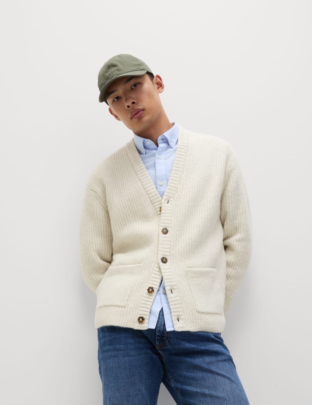 Supersoft Ribbed V-Neck Cardigan with Wool 4 of 7