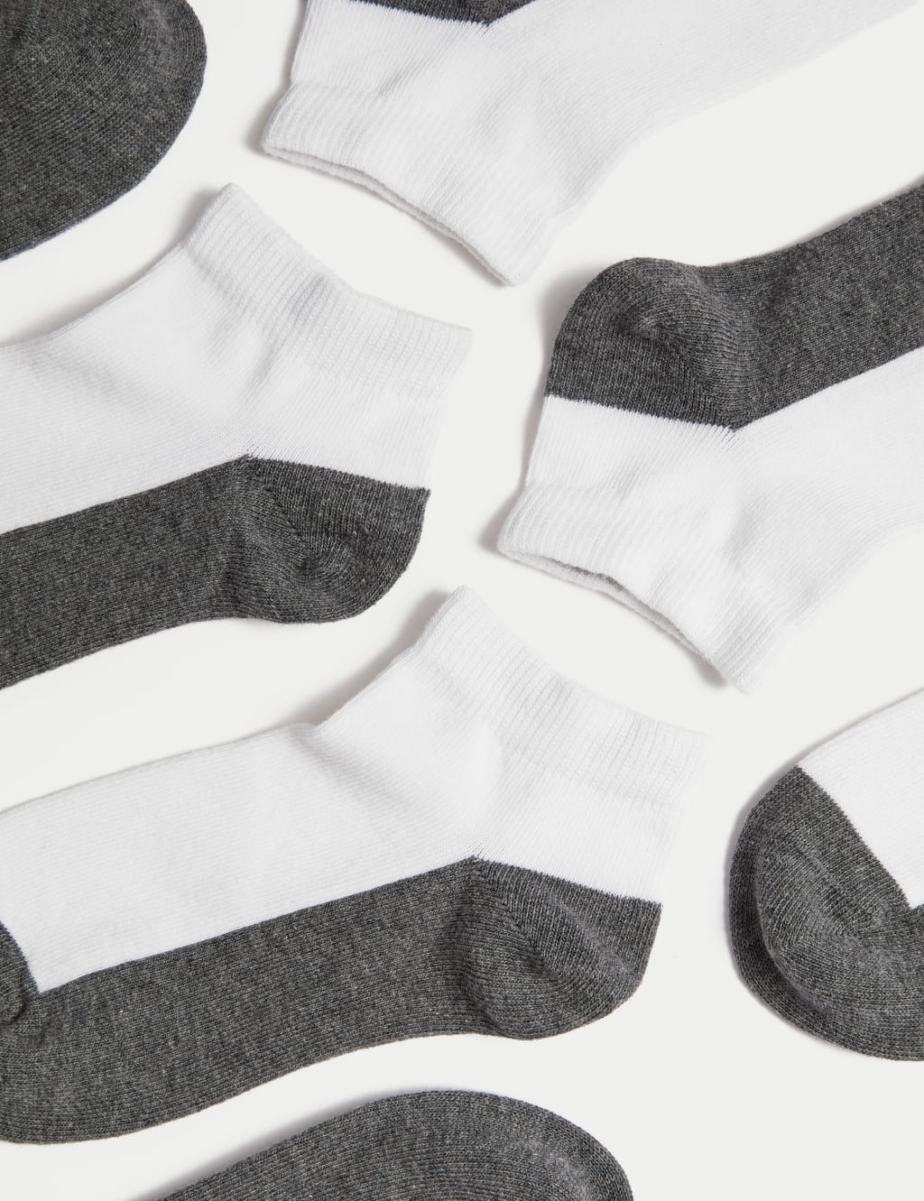 7pk Cotton Rich Trainer Liners™ (6 Small - 7 Large) 2 of 2