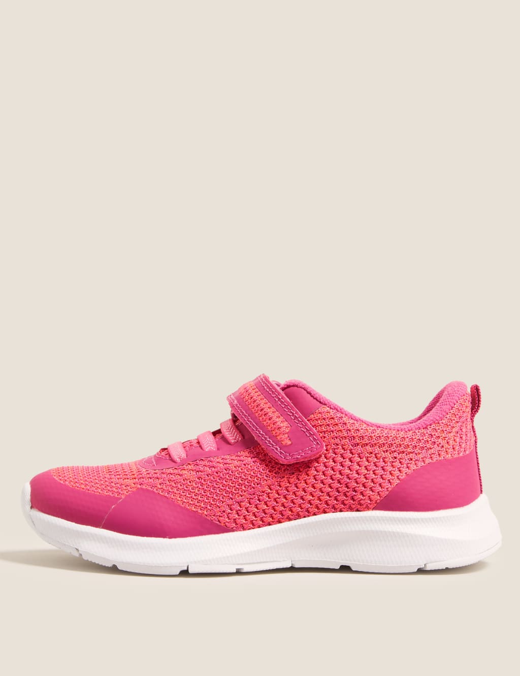 M and s trainers deals