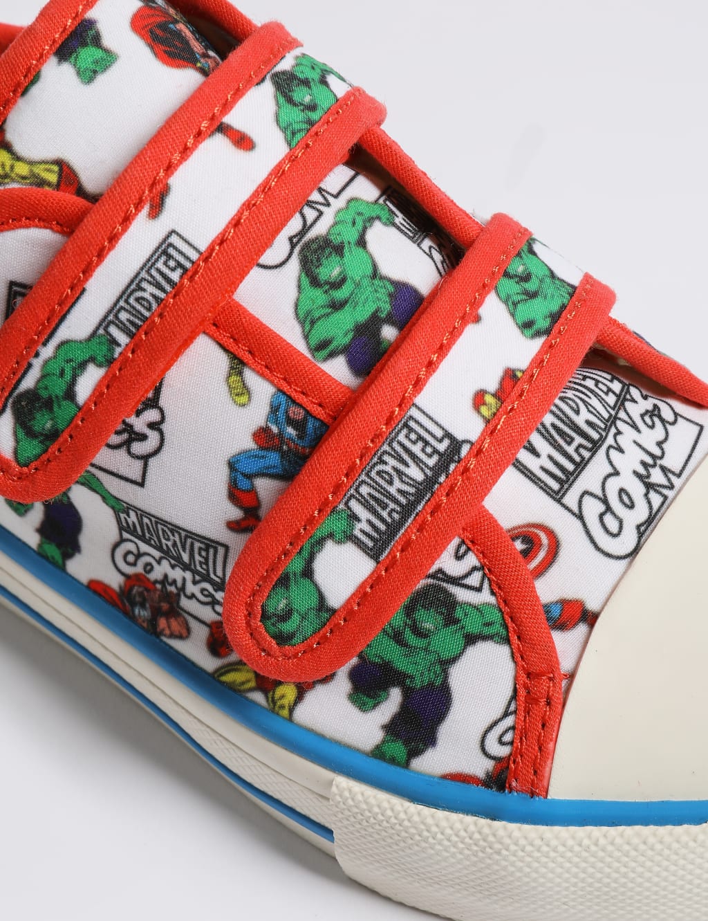 Kids Marvel Comics Trainers 5 Small 12 Small M S