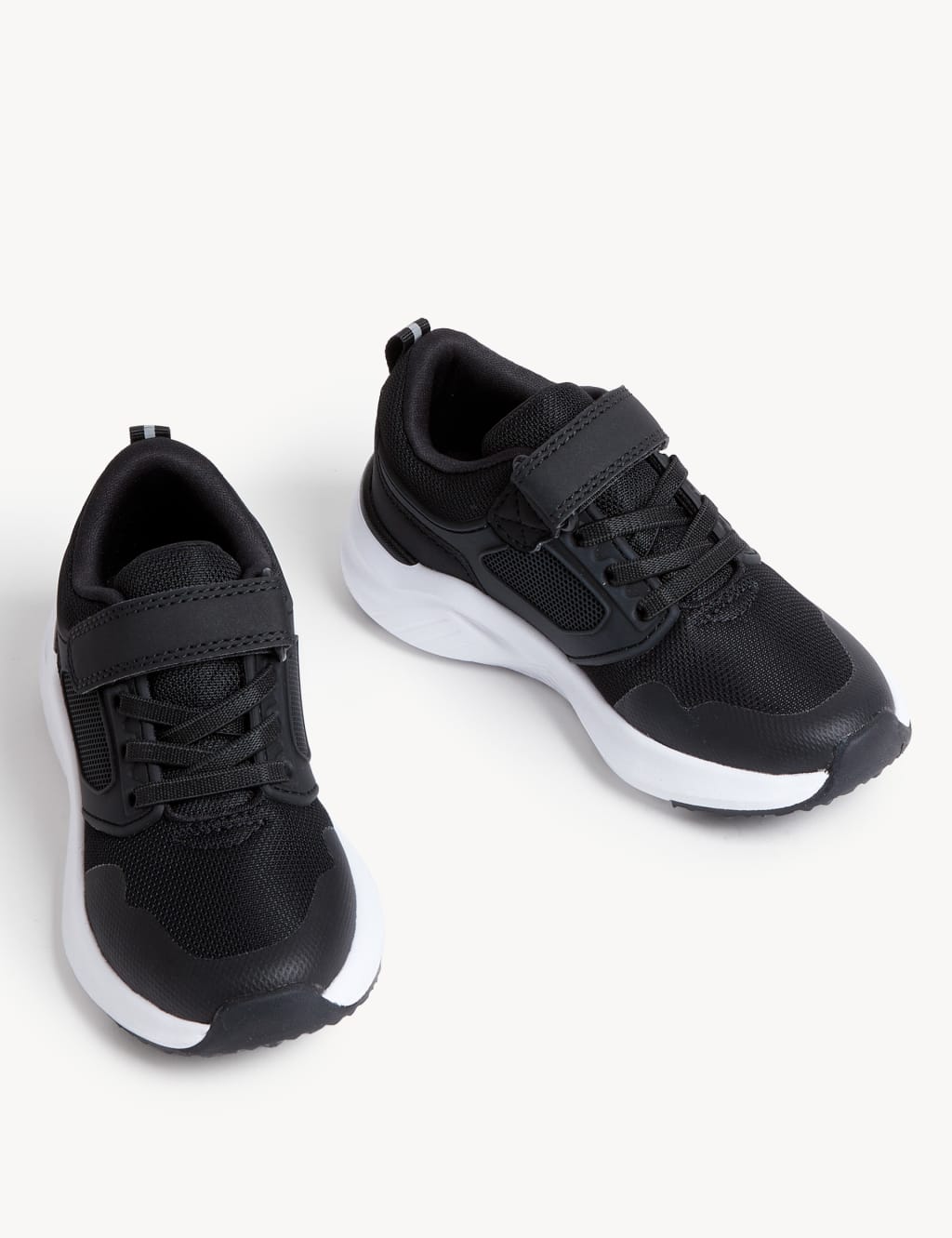 Kids Freshfeet Riptape Sport Trainers 4 Small 2 Large