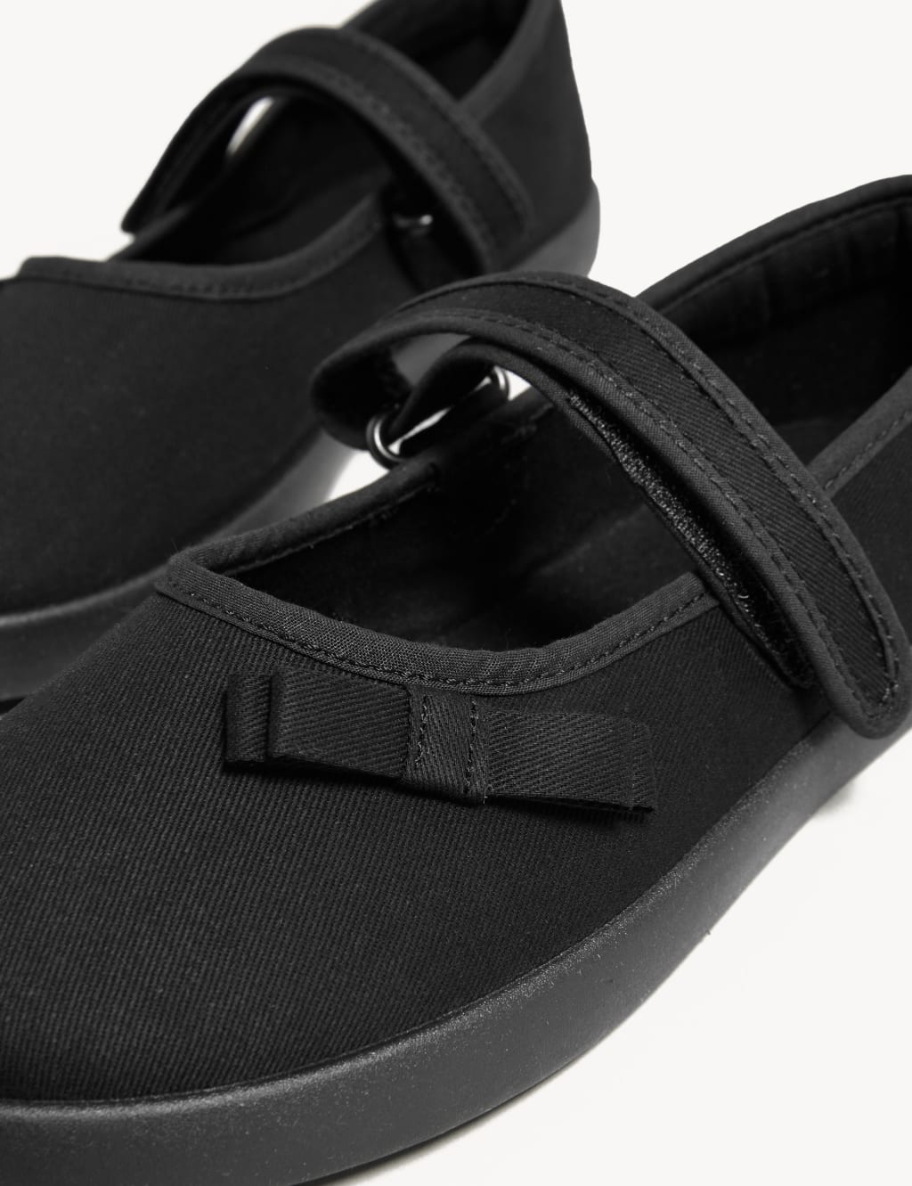 Kids Riptape Plimsoll School Shoes 7 Small 4 Large