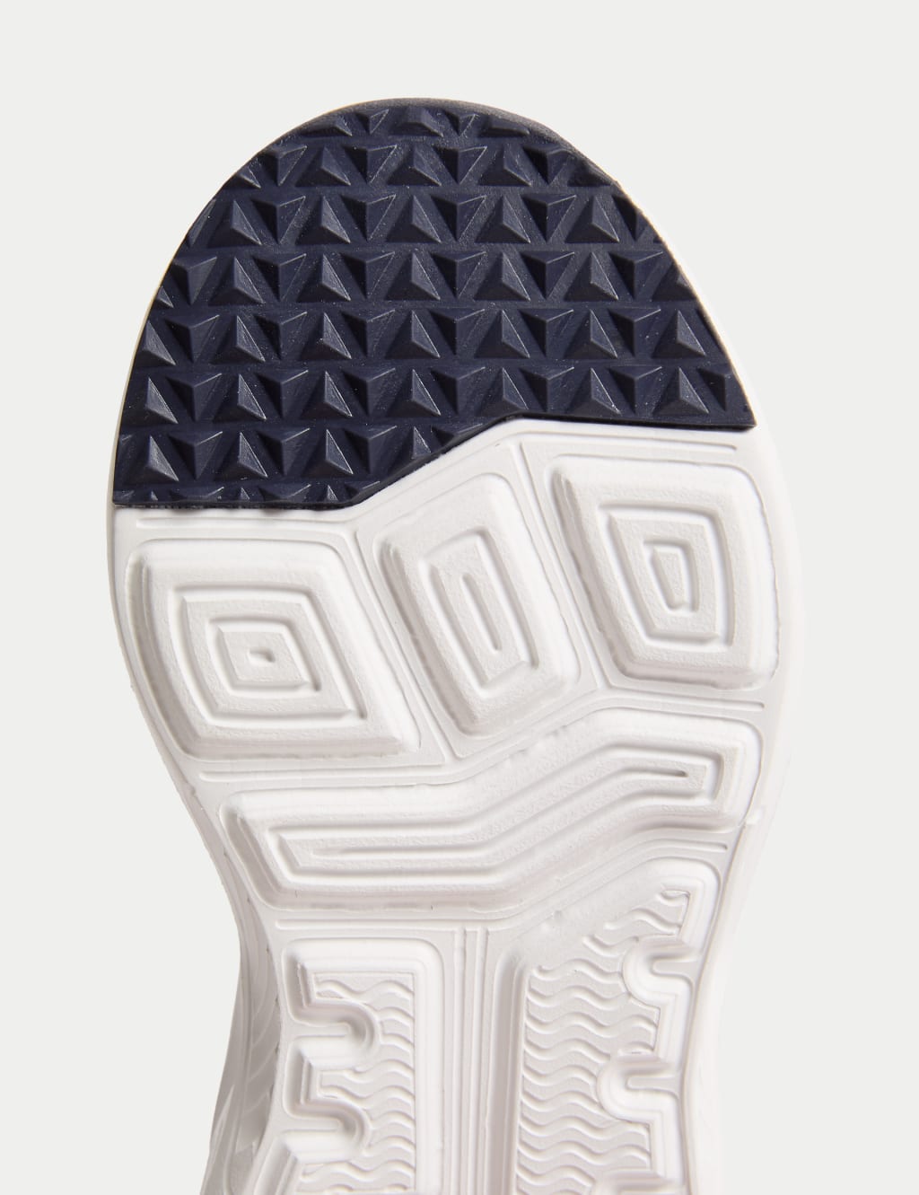 Kids' Freshfeet™ Trainers (4 Small - 2 Large) 4 of 4
