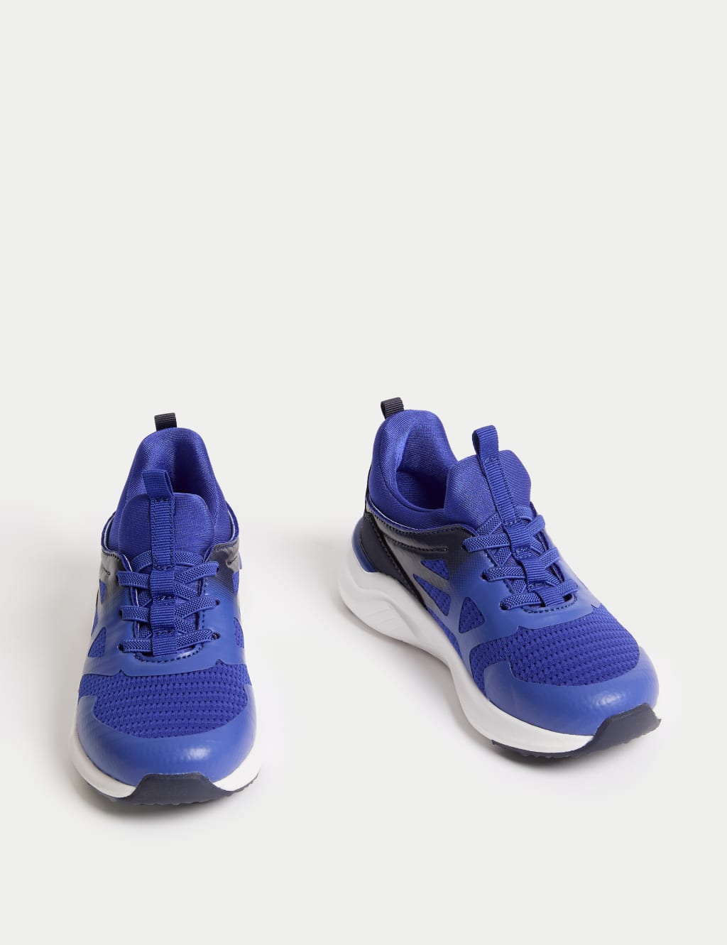 Kids' Freshfeet™ Trainers (4 Small - 2 Large) 2 of 4