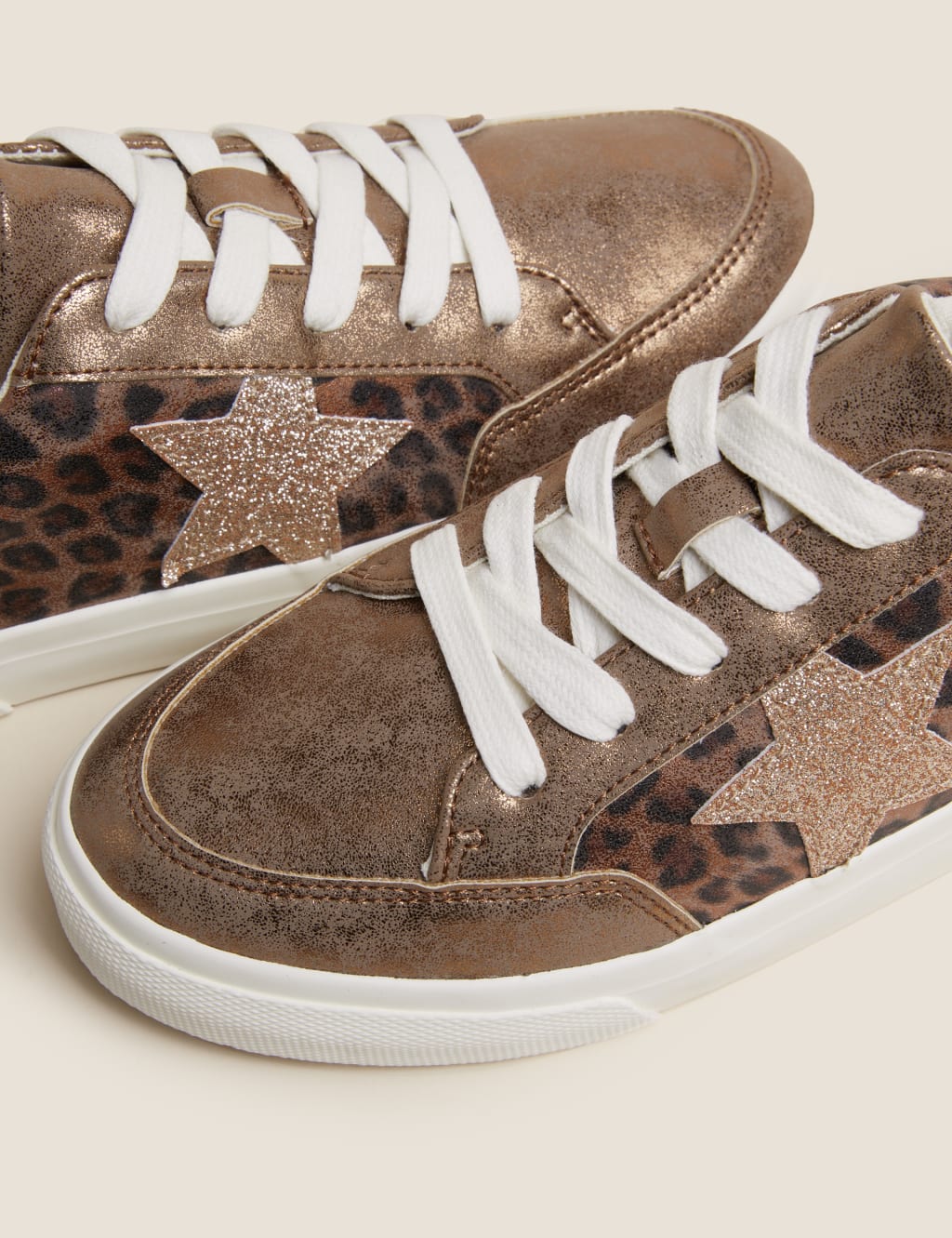 Kids' Freshfeet™ Star Trainers (13 Small - 6 Large) 3 of 5