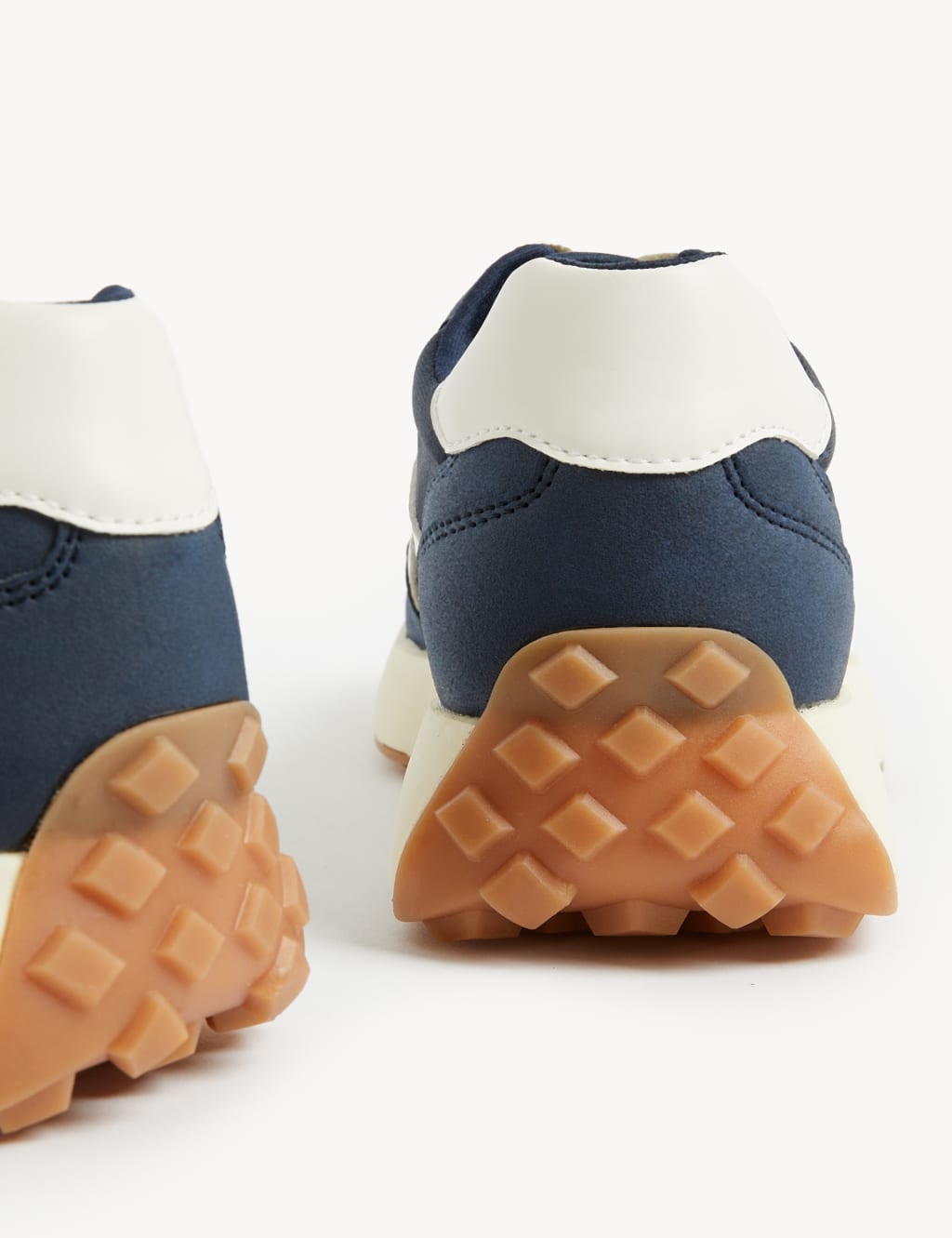 Kids' Freshfeet™ Trainers (1 Large - 7 Large) 3 of 4