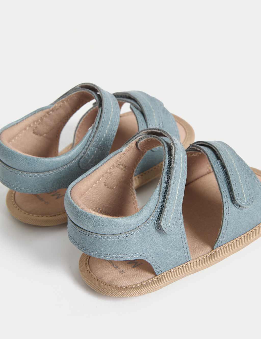 Baby Riptape Pram Shoes (0-18 Mths) 3 of 4