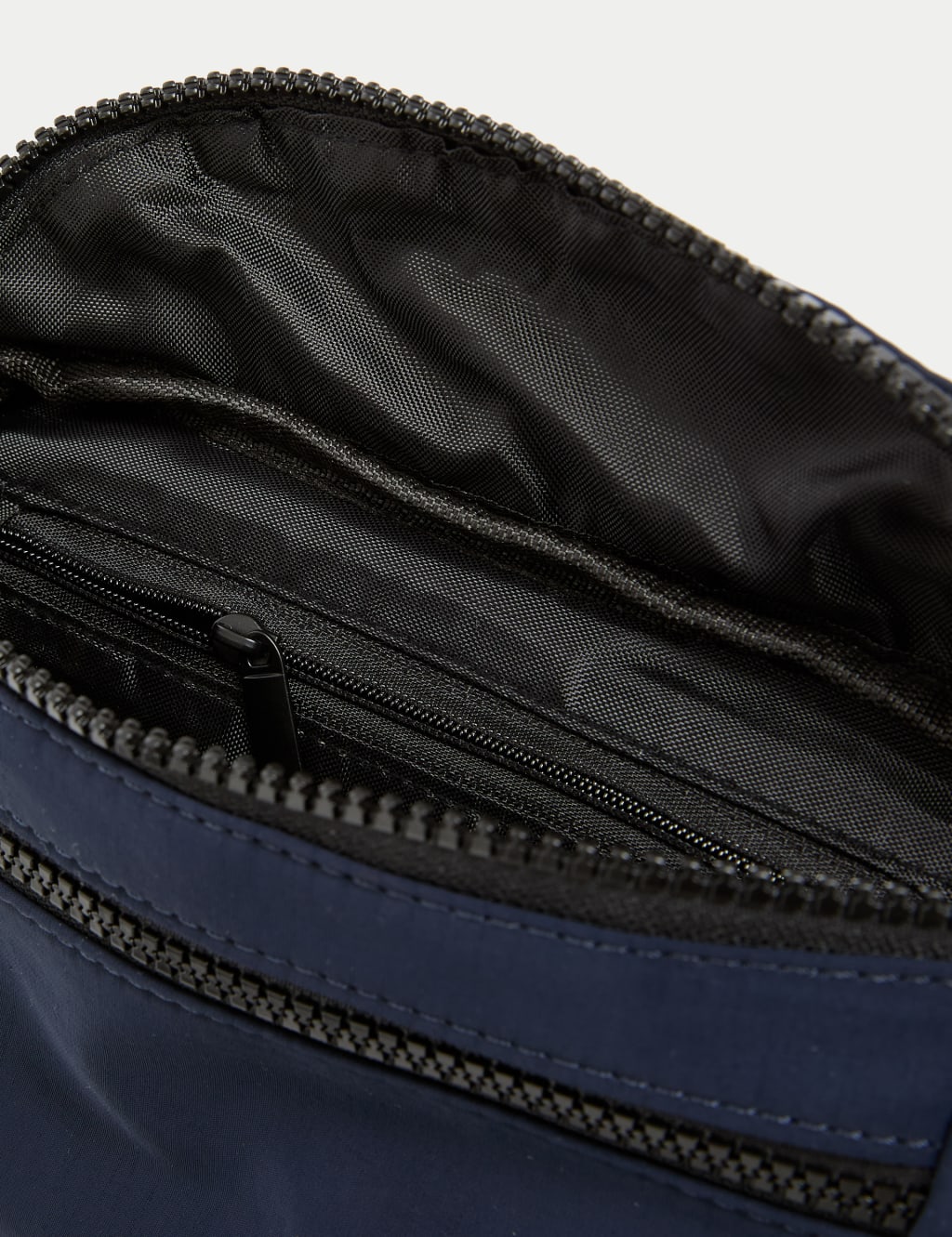 Kids' Nylon Belt Bag 4 of 5
